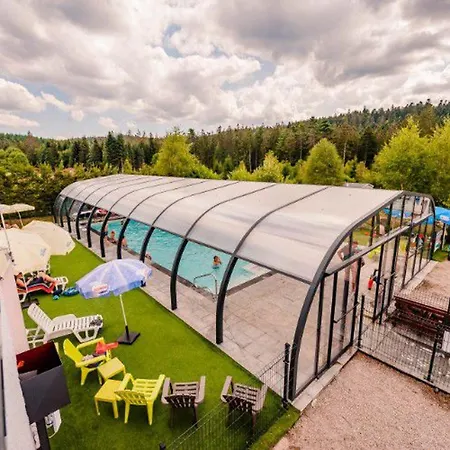 Mobil 36m² Avec Terrasse - 6 Personnes, 3 - Api-1-52-530 Kemping Barbey-Seroux