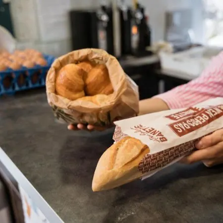 Mobil 36m² Avec Terrasse - 6 Personnes, 3 - Api-1-52-530 Camping Barbey-Seroux