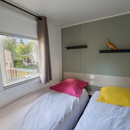 Parque de Campismo Mobil 36m² Avec Terrasse - 6 Personnes, 3 - Api-1-52-530 Granges-Aumontzey